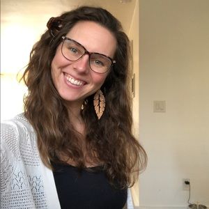 Meet your Posher, Meagan